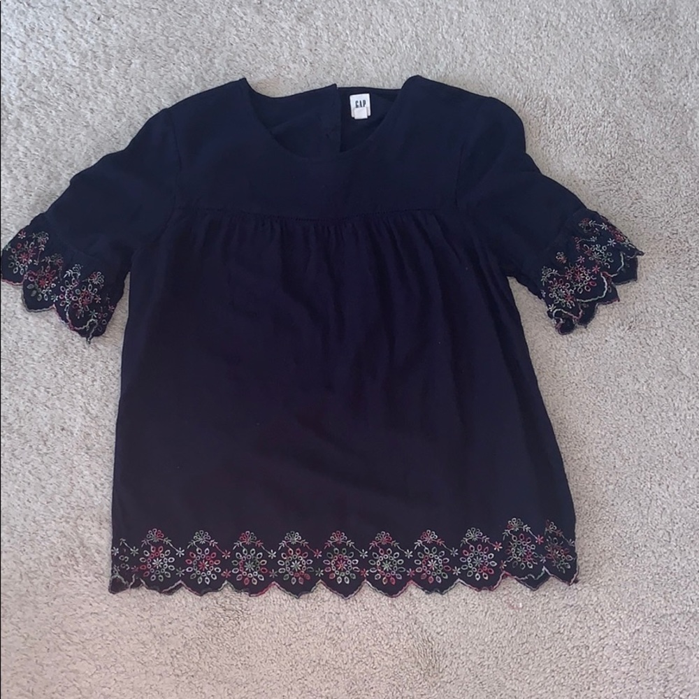 short sleeve dark blue blouse from GAP kids.